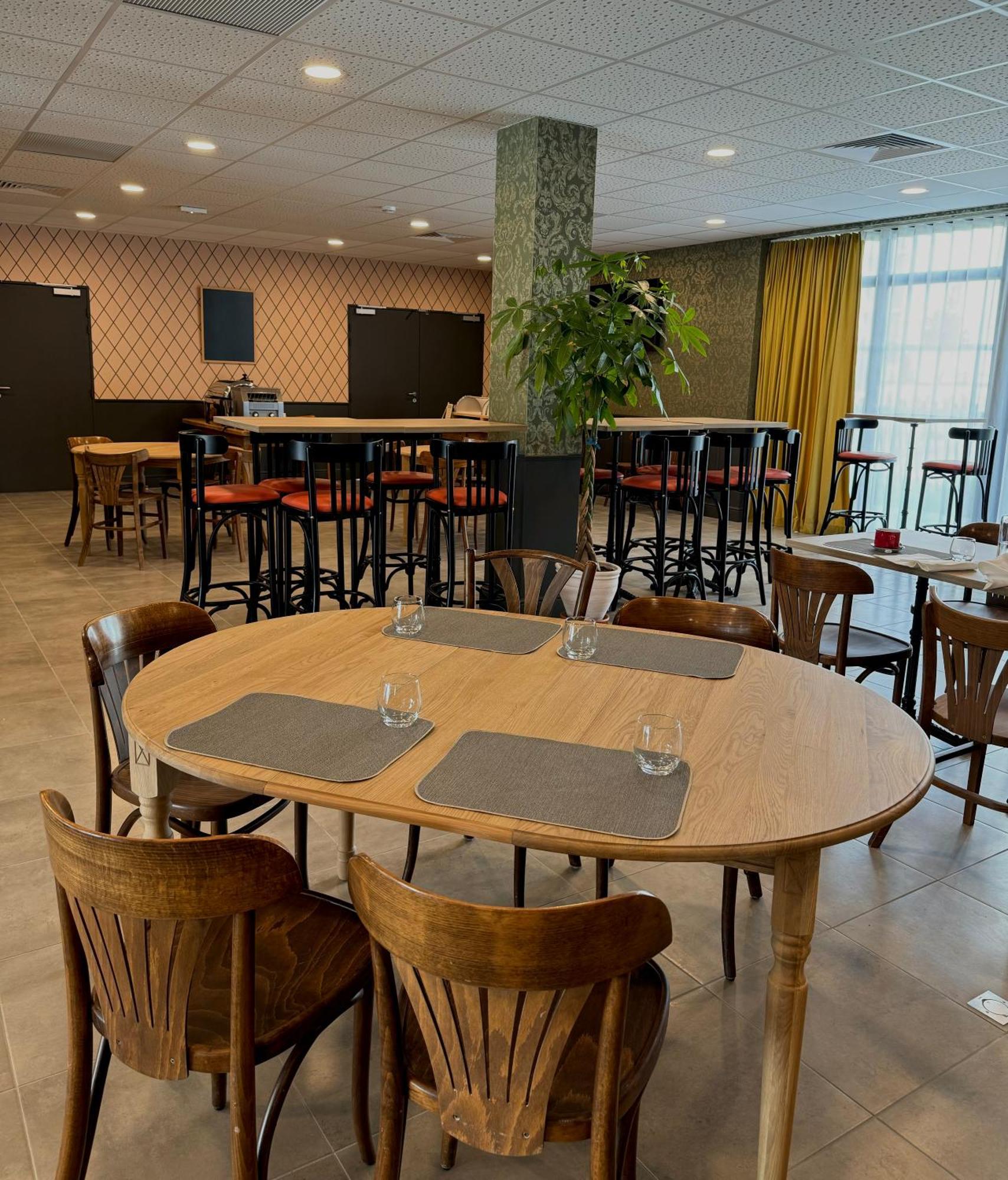 Beelodge Hotel Blois Centre Exterior foto